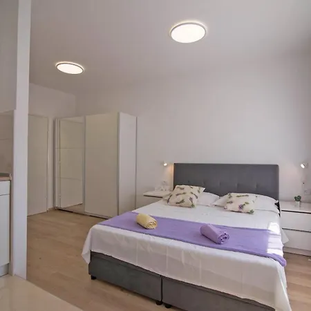 Complex 21 3* Mali Lošinj